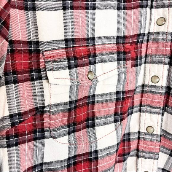 JACHS Girlfriend Red and Black Plaid Button Down Shirt - Picture 7 of 7